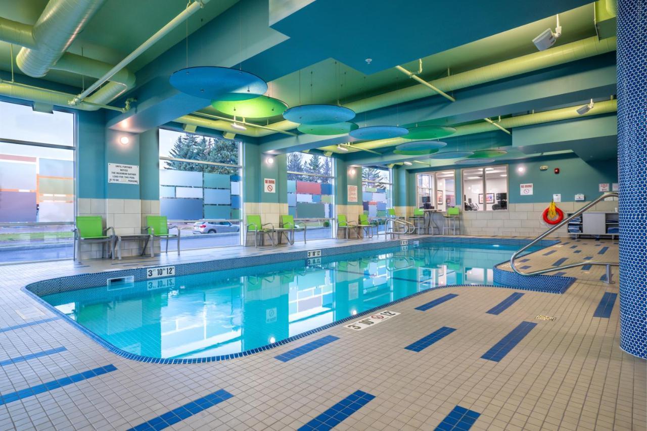 Holiday Inn Express & Suites - Brandon By Ihg Luaran gambar