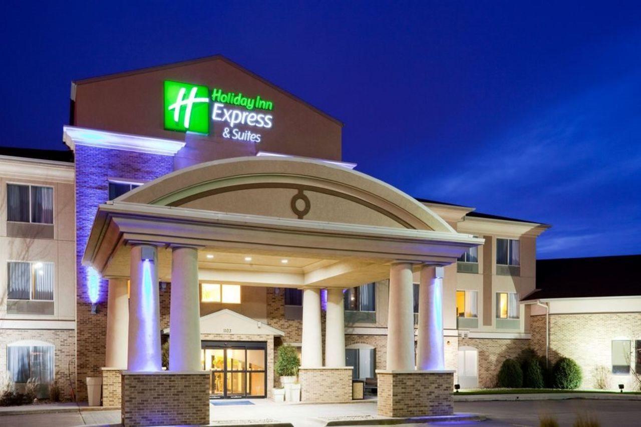Holiday Inn Express & Suites - Brandon By Ihg Luaran gambar